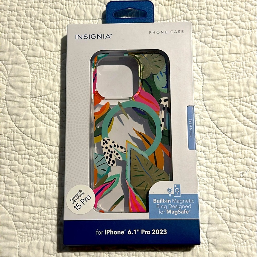 NWT IPhone 15Pro Phone case
